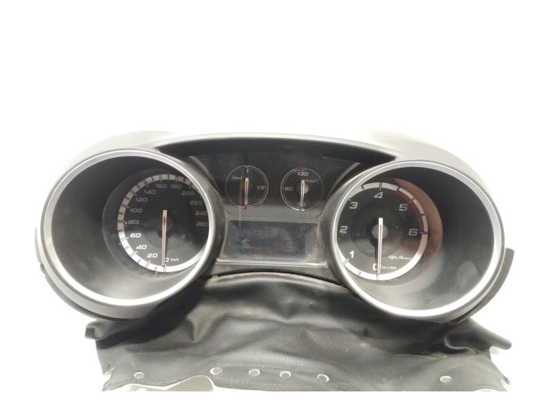 Recambio de cuadro instrumentos para alfa romeo giulietta (191) distinctive referencia OEM IAM 50516478  
