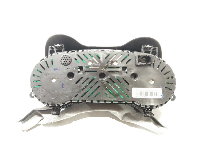 Recambio de cuadro instrumentos para alfa romeo giulietta (191) distinctive referencia OEM IAM 50516478  