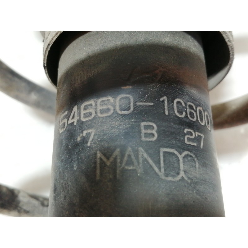 Recambio de amortiguador delantero derecho para hyundai getz (tb) 1.5 crdi referencia OEM IAM 546601C600  