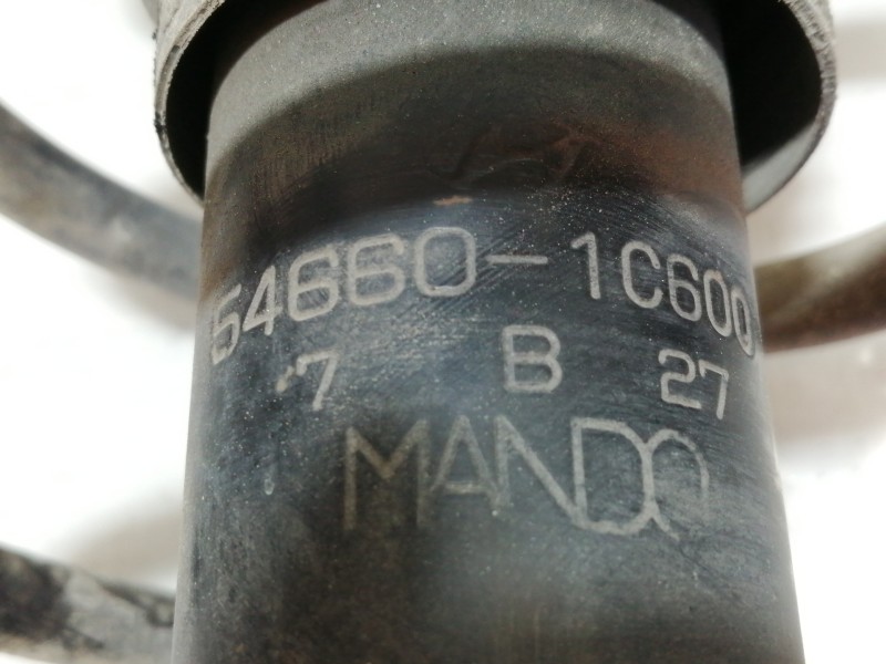 Recambio de amortiguador delantero derecho para hyundai getz (tb) 1.5 crdi referencia OEM IAM 546601C600  