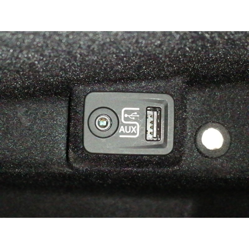 Recambio de guantera para alfa romeo giulietta (191) distinctive referencia OEM IAM 01560993050  