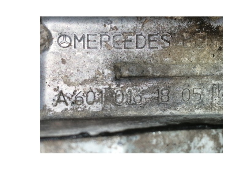 Recambio de tapa balancines para mercedes-benz vito (w638) combi 108 d  (638.164) referencia OEM IAM A6010161805  