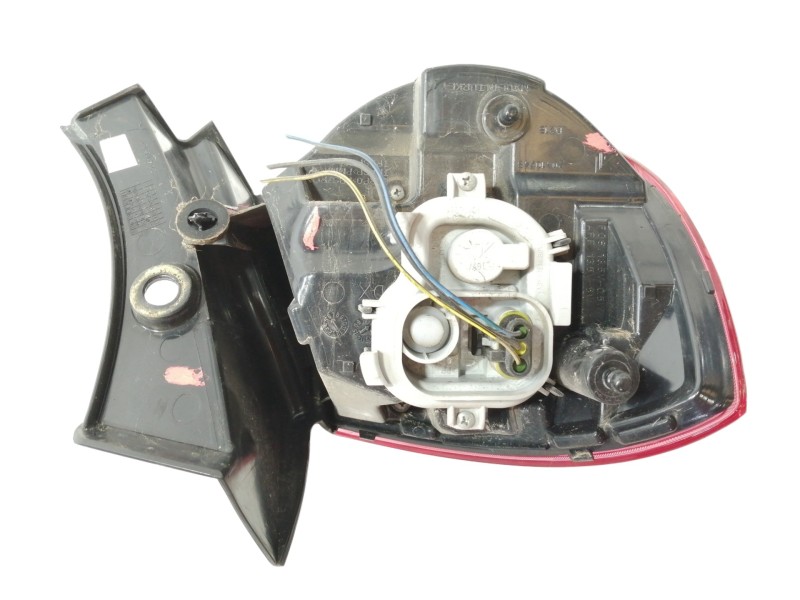 Recambio de piloto trasero derecho para alfa romeo giulietta (191) distinctive referencia OEM IAM 0050513612  