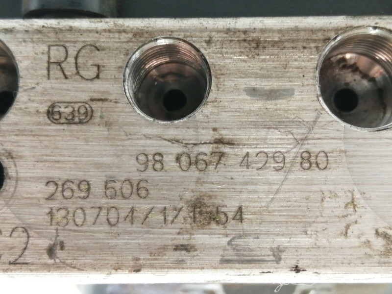 Recambio de abs para citroën c4 picasso 1.6 e-hdi fap referencia OEM IAM 9807509080  