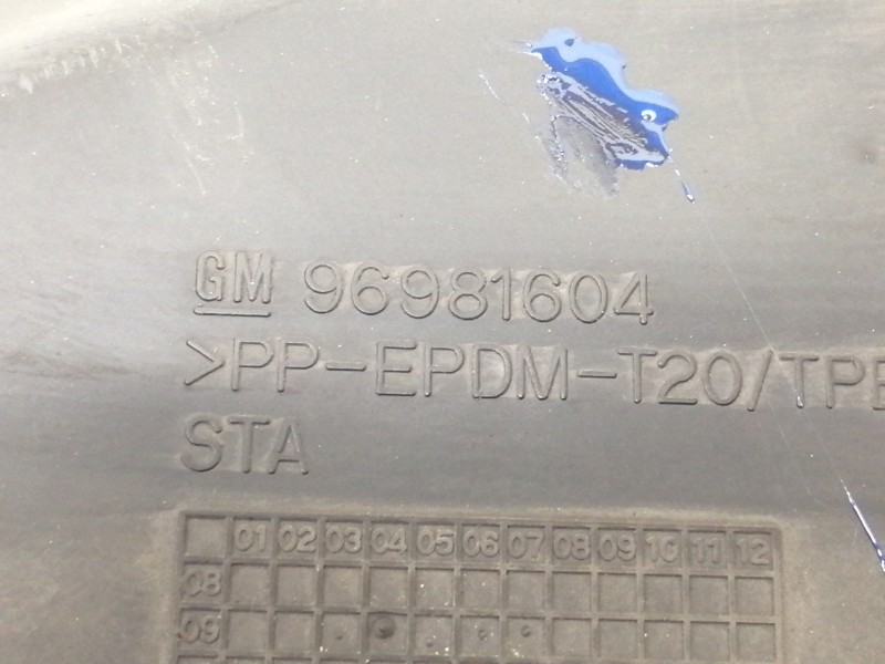 Recambio de filtro aire para chevrolet cruze lt referencia OEM IAM 96981604  