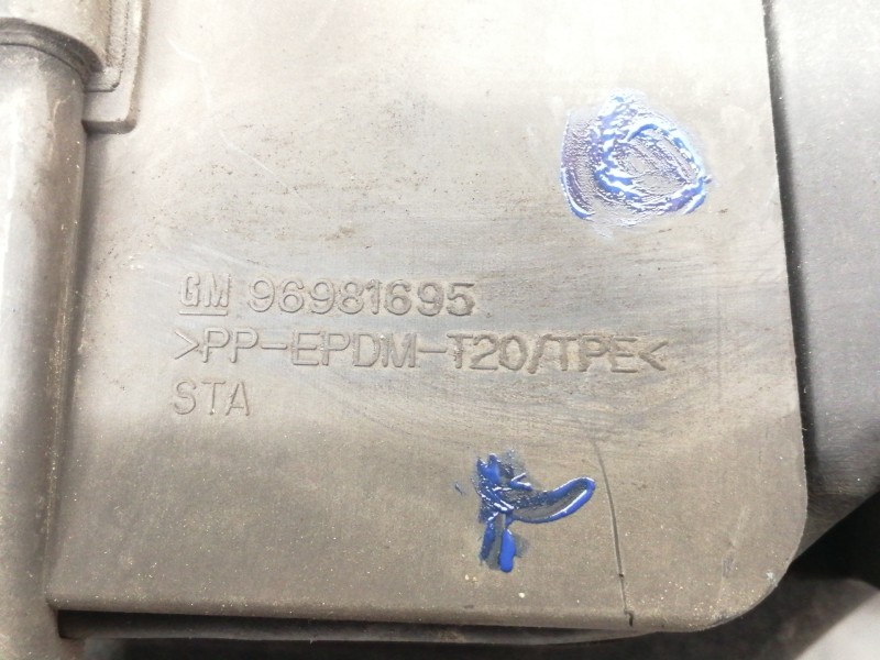 Recambio de filtro aire para chevrolet cruze lt referencia OEM IAM 96981604  