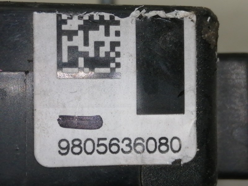 Recambio de cerradura puerta trasera izquierda para citroën c4 picasso 1.6 e-hdi fap referencia OEM IAM 9805636080  