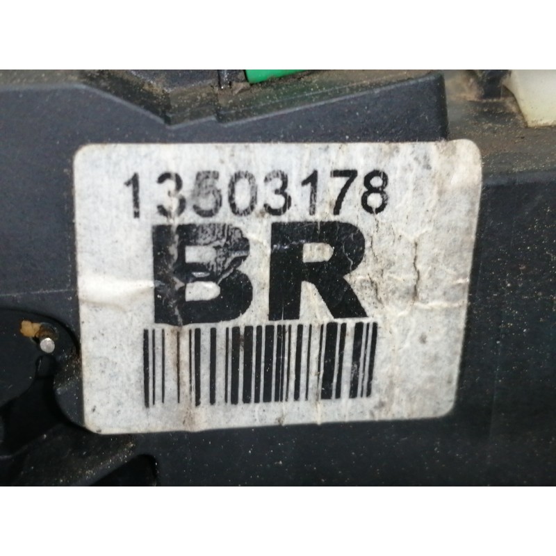 Recambio de cerradura puerta trasera derecha para chevrolet cruze lt referencia OEM IAM 13503178  