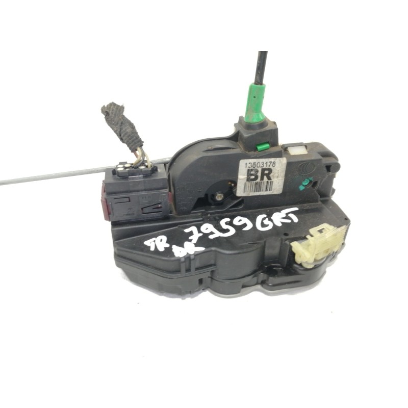 Recambio de cerradura puerta trasera derecha para chevrolet cruze lt referencia OEM IAM 13503178  