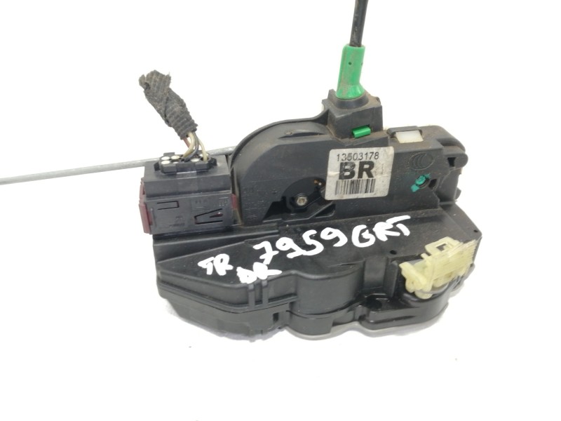 Recambio de cerradura puerta trasera derecha para chevrolet cruze lt referencia OEM IAM 13503178  