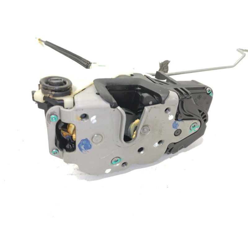 Recambio de cerradura puerta trasera derecha para chevrolet cruze lt referencia OEM IAM 13503178  