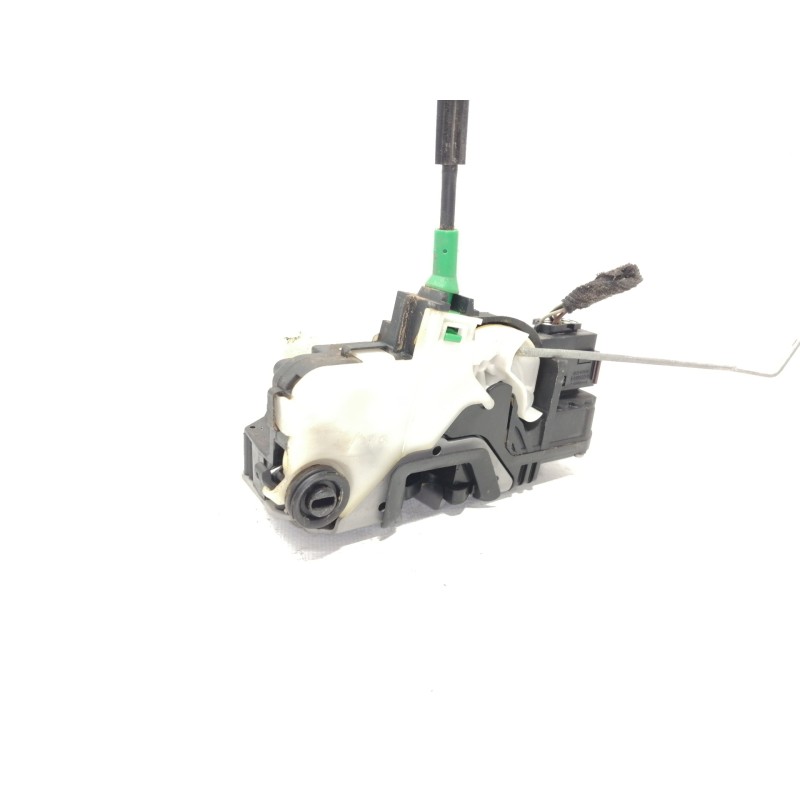Recambio de cerradura puerta trasera derecha para chevrolet cruze lt referencia OEM IAM 13503178  