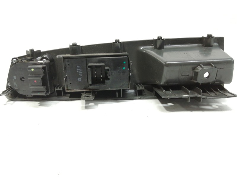 Recambio de mando elevalunas delantero izquierdo para chevrolet cruze lt referencia OEM IAM J300DTDKSY07  