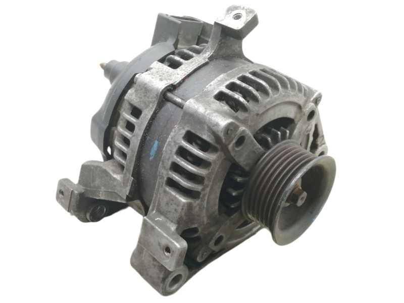 Recambio de alternador para cadillac cts 3.2 elegance referencia OEM IAM 25738783  