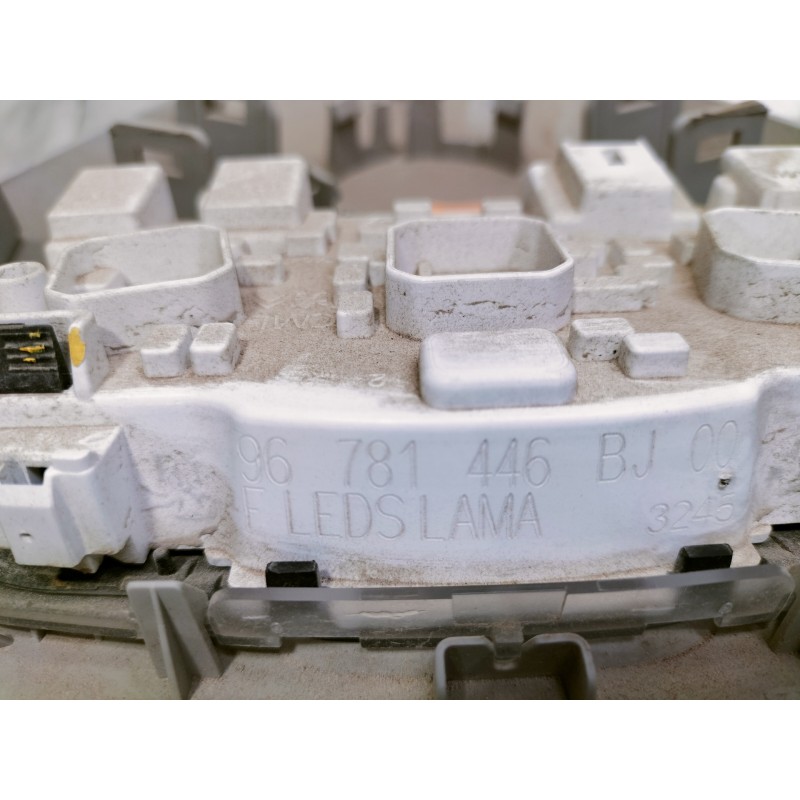 Recambio de luz interior para citroën c4 picasso 1.6 e-hdi fap referencia OEM IAM 9678124177 9678124077 9678124477 9678124277 96