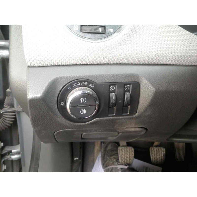 Recambio de mando luces para chevrolet cruze lt referencia OEM IAM 13301752 251508 