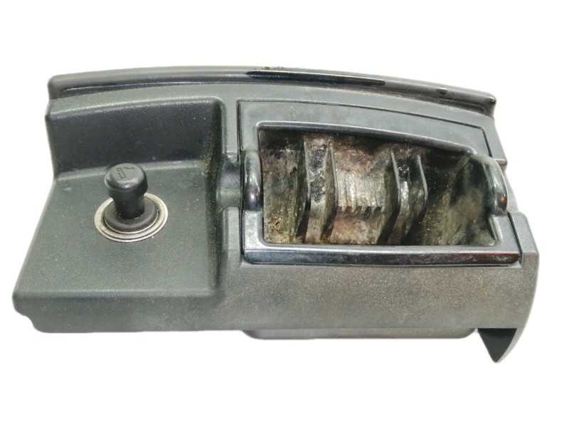 Recambio de cenicero para cadillac cts 3.2 elegance referencia OEM IAM   