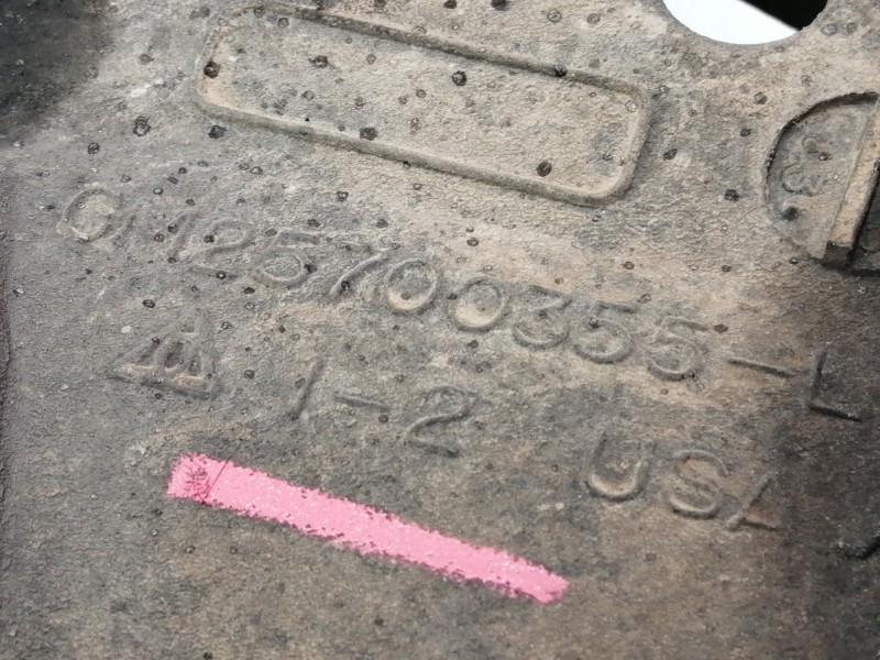 Recambio de brazo suspension inferior delantero derecho para cadillac cts 3.2 elegance referencia OEM IAM 25700355  