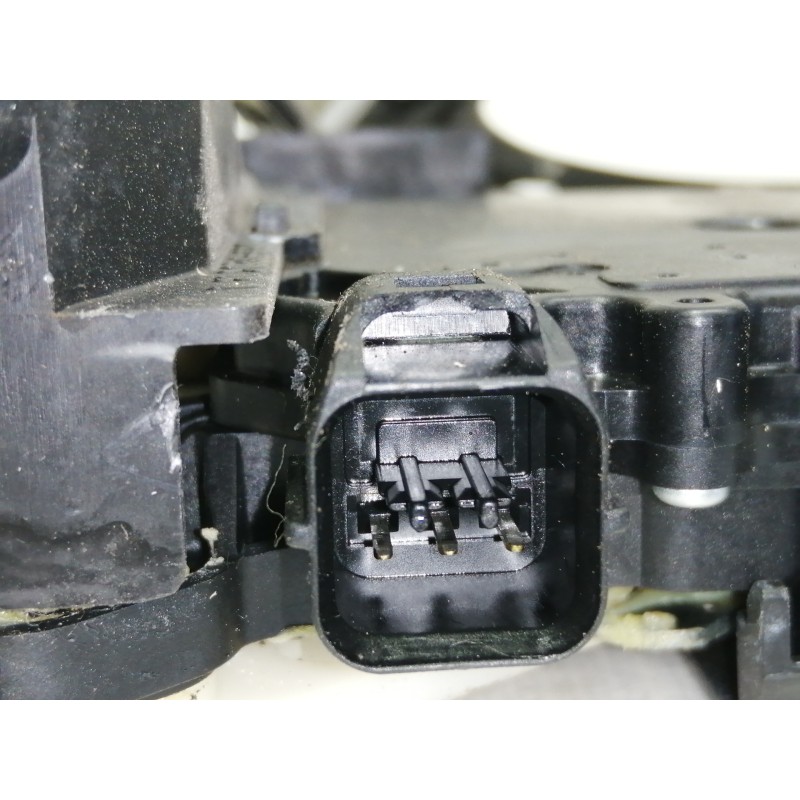 Recambio de cerradura puerta trasera derecha para mitsubishi outlander (cw0) 2.0 di-d intense referencia OEM IAM   