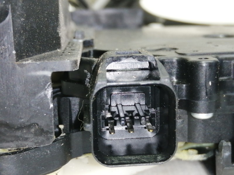 Recambio de cerradura puerta trasera derecha para mitsubishi outlander (cw0) 2.0 di-d intense referencia OEM IAM   