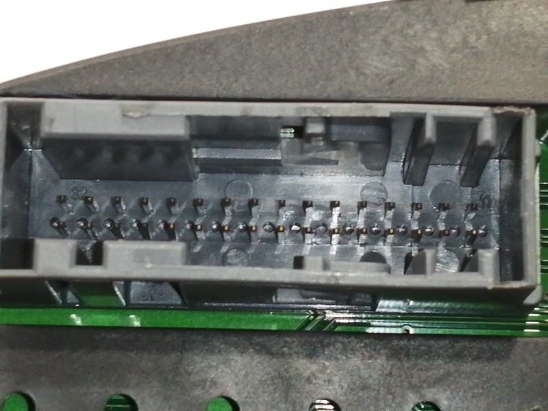 Recambio de cuadro instrumentos para cadillac cts 3.2 elegance referencia OEM IAM 25751850 40015093 / 3024008779 GMX320 / GTM265