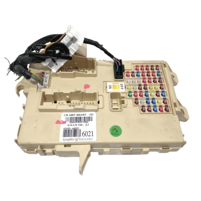 Recambio de caja reles / fusibles para hyundai i30 (gd) classic referencia OEM IAM 91950A6021  