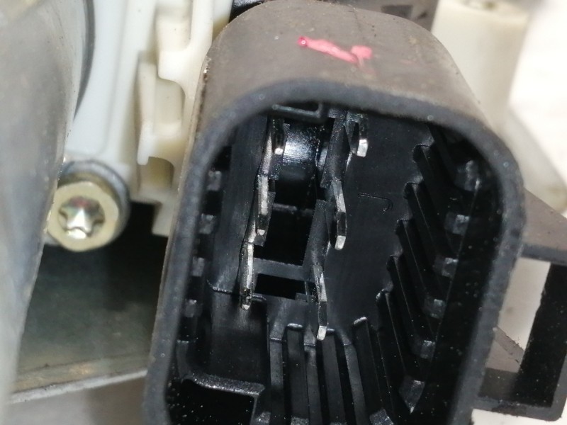 Recambio de elevalunas delantero derecho para cadillac cts 3.2 elegance referencia OEM IAM 2811031947  