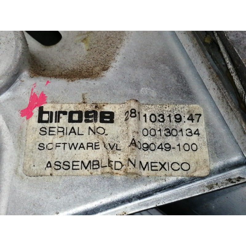 Recambio de elevalunas delantero derecho para cadillac cts 3.2 elegance referencia OEM IAM 2811031947  