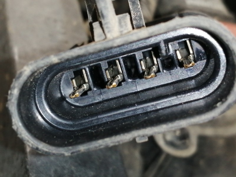 Recambio de faro antiniebla derecho para cadillac cts 3.2 elegance referencia OEM IAM   