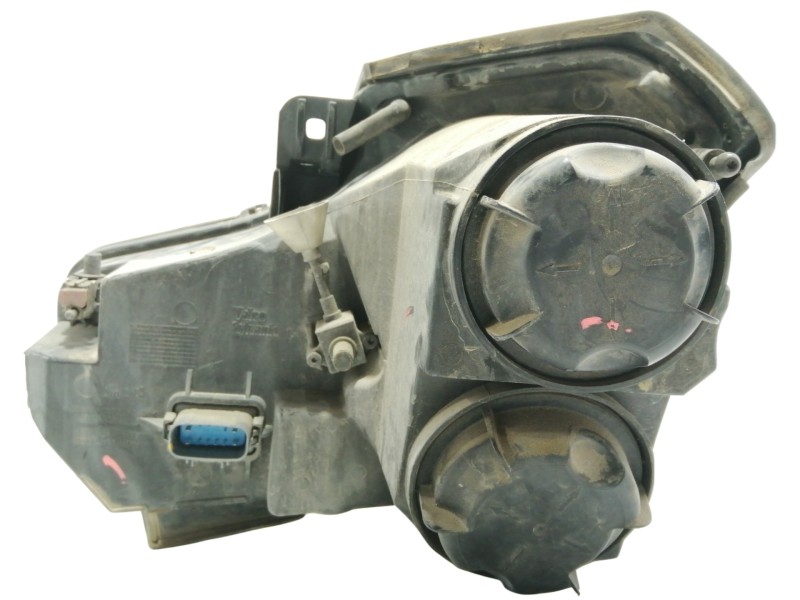 Recambio de faro derecho para cadillac cts 3.2 elegance referencia OEM IAM 25748352 PRECIO AJUSTADO A SU ESTADO 61A30020302