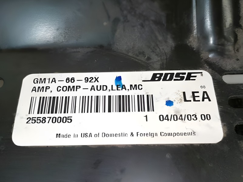 Recambio de modulo electronico para mazda 6 berlina (gg) 2.0 diesel cat referencia OEM IAM GM1A6692X 255870005 AMPLIFICADOR AUDI