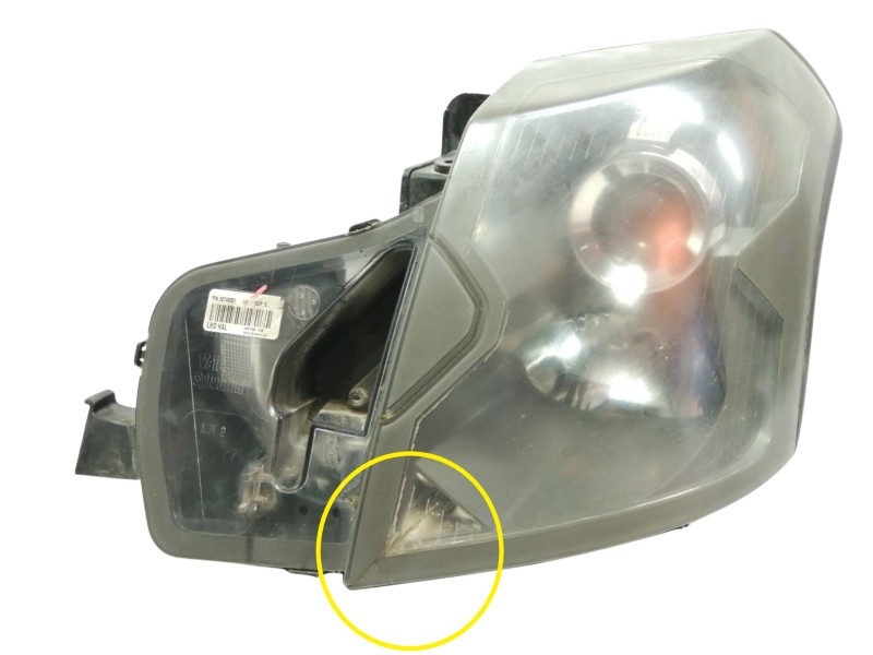 Recambio de faro izquierdo para cadillac cts 3.2 elegance referencia OEM IAM 25748351 PRECIO AJUSTADO A SU ESTADO 61A30020302