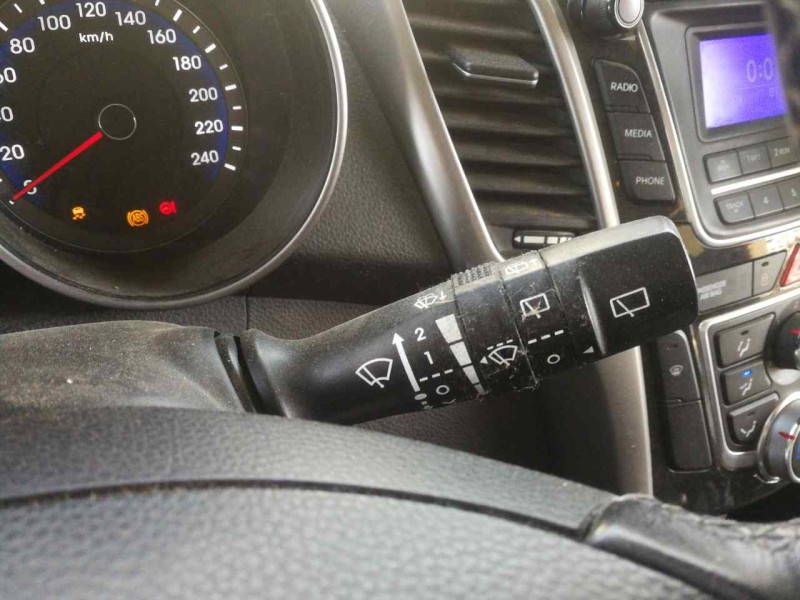 Recambio de mando limpia para hyundai i30 (gd) classic referencia OEM IAM 934202K560  