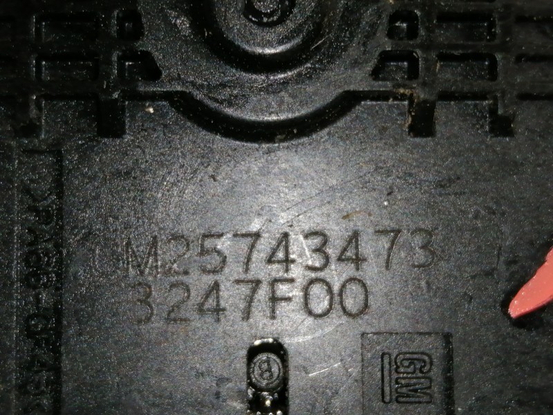 Recambio de mando intermitentes para cadillac cts 3.2 elegance referencia OEM IAM 25743473  