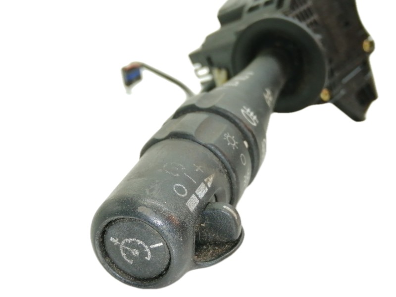 Recambio de mando intermitentes para cadillac cts 3.2 elegance referencia OEM IAM 25743473  