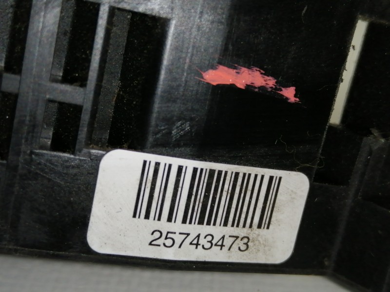 Recambio de mando intermitentes para cadillac cts 3.2 elegance referencia OEM IAM 25743473  