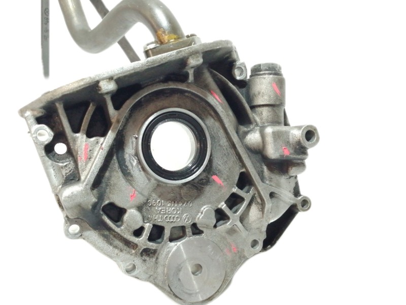 Recambio de bomba aceite para volkswagen crafter combi (2e) combi, techo elevado 35 referencia OEM IAM 074115109C  