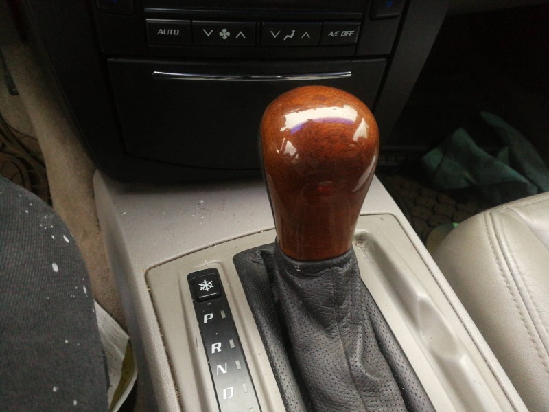 Recambio de pomo palanca cambio para cadillac cts 3.2 elegance referencia OEM IAM   