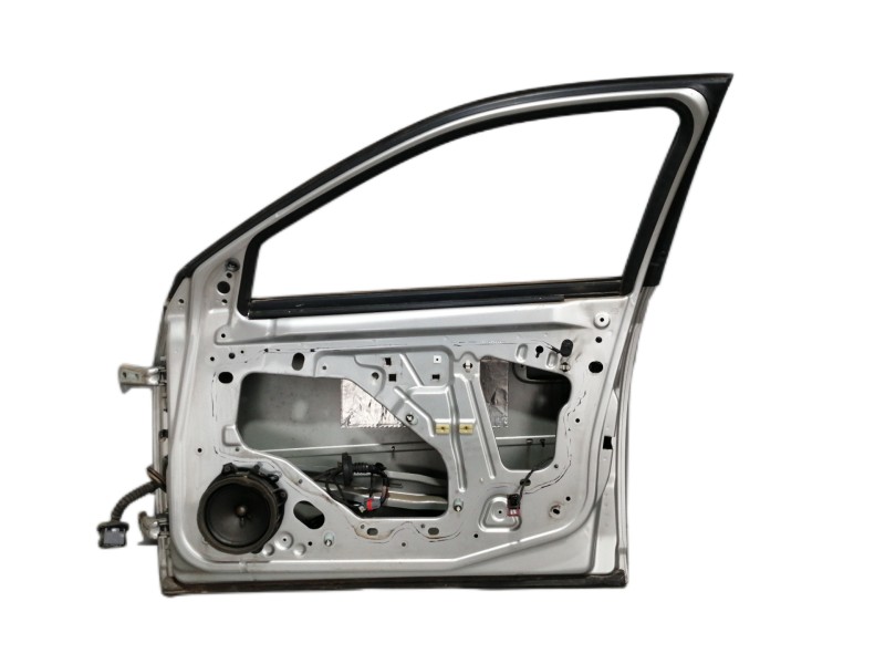 Recambio de puerta delantera derecha para cadillac cts 3.2 elegance referencia OEM IAM   