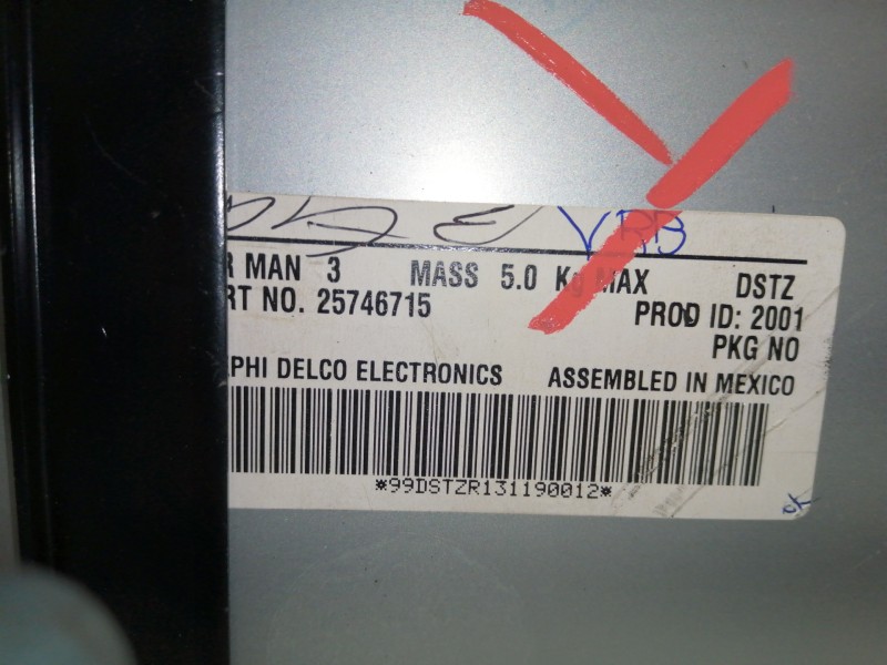 Recambio de sistema audio / radio cd para cadillac cts 3.2 elegance referencia OEM IAM 25746715  