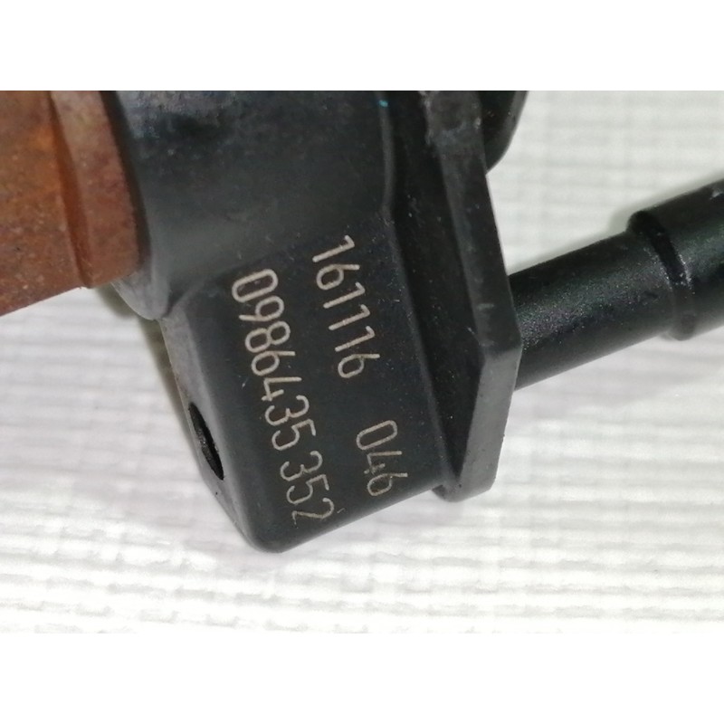 Recambio de inyector para volkswagen crafter combi (2e) combi, techo elevado 35 referencia OEM IAM 0986435352  