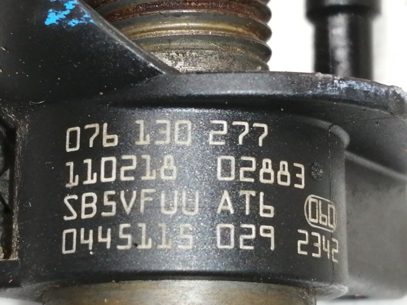 Recambio de inyector para volkswagen crafter combi (2e) combi, techo elevado 35 referencia OEM IAM 0445115029 076130277 / 110218