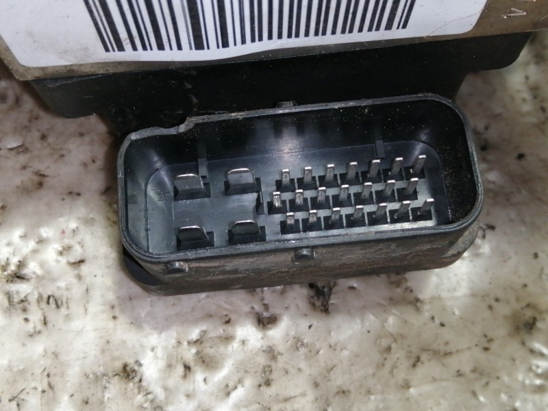 Recambio de abs para kia rio ls berlina referencia OEM IAM 95610FD330  