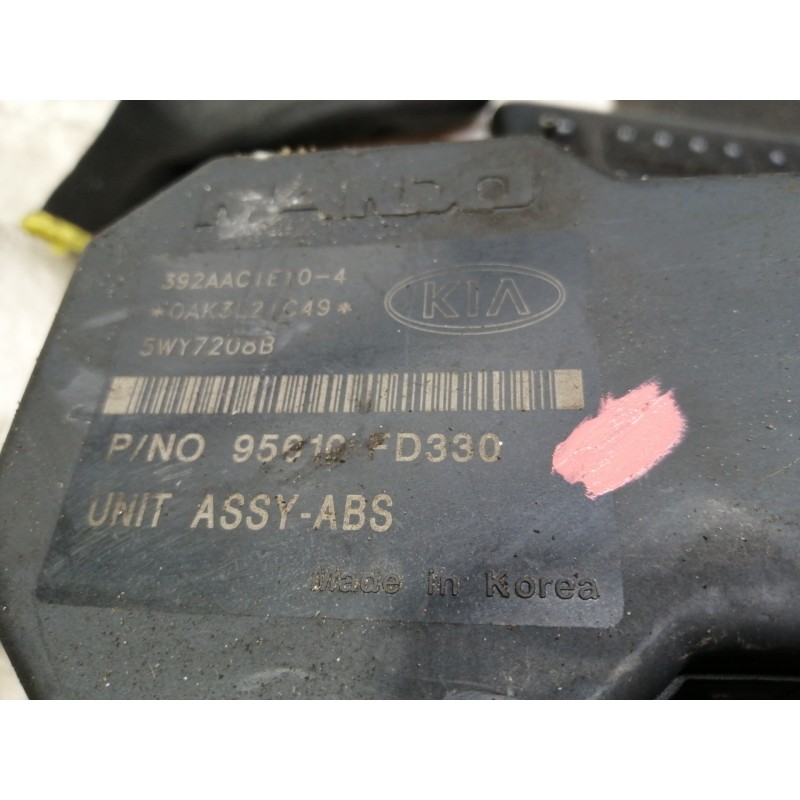 Recambio de abs para kia rio ls berlina referencia OEM IAM 95610FD330  