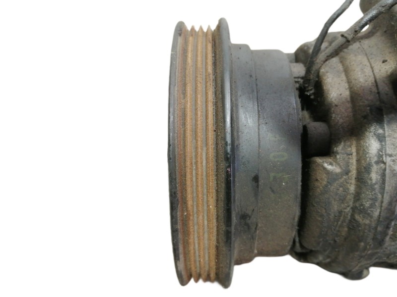 Recambio de compresor aire acondicionado para kia rio ls berlina referencia OEM IAM 1214012201  