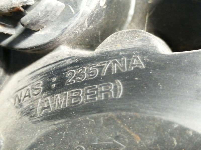 Recambio de faro izquierdo para kia rio ls berlina referencia OEM IAM 2357NA  