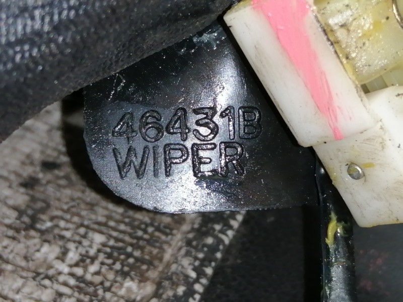 Recambio de mando limpia para kia rio ls berlina referencia OEM IAM 46431B  