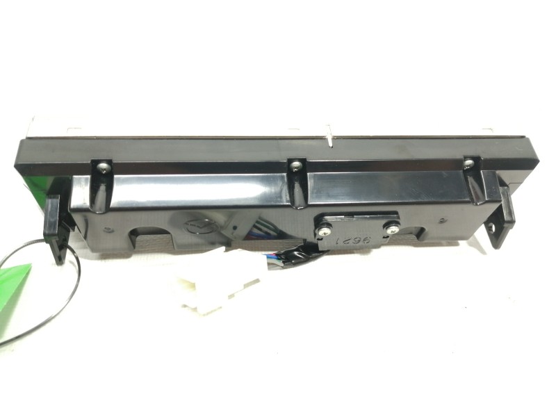 Recambio de pantalla multifuncion para seat ibiza (6l1) stella referencia OEM IAM BP4R611J0A  