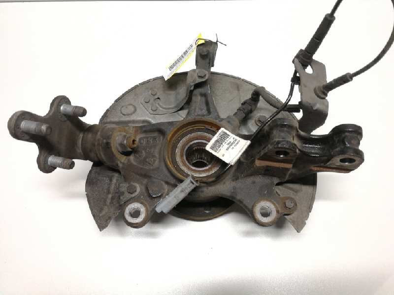 Recambio de mangueta delantera izquierda para peugeot 3008 gt line referencia OEM IAM 9825606680  