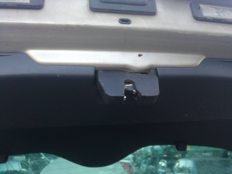 Recambio de cerradura maletero / porton para citroën c4 lim. seduction referencia OEM IAM 9804762080  